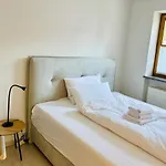 Apartamento Zentrales Apartment, Penzberg, 2 Schlafzimmer, Balkon, Parkplatz *