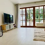 Zentrales Apartment, Penzberg, 2 Schlafzimmer, Balkon, Parkplatz Apartamento Penzberg