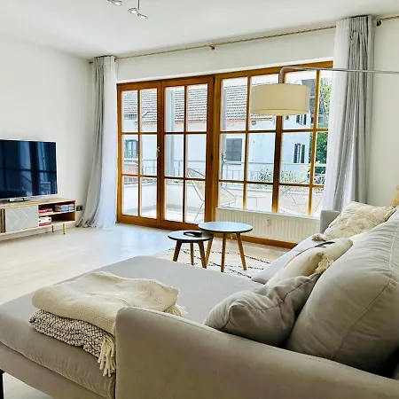 Apartamento Zentrales Apartment, Penzberg, 2 Schlafzimmer, Balkon, Parkplatz *