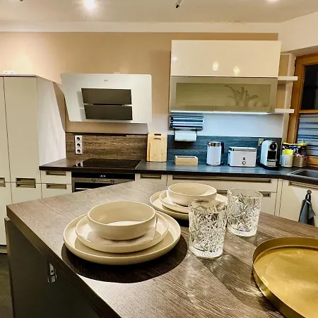 Like Home, Cozy Apartment, 2 Bedrooms, Netflix, 55