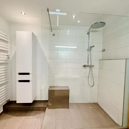Alpenbasis Penzberg, 2-schlafzimmer, Work & Travel, Netflix, Parkplatz 潘茨堡