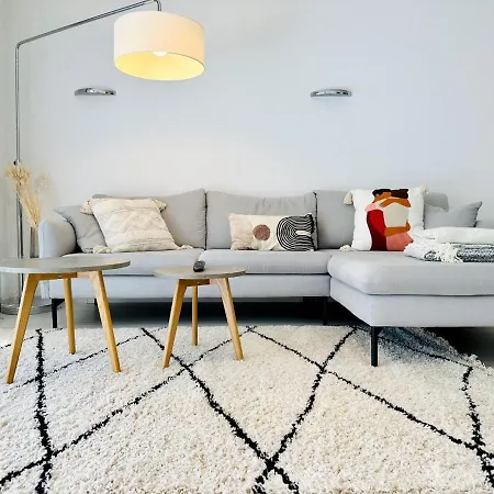 Apartment Like Home, Cozy Apartment, 2 Bedrooms, Netflix, 55