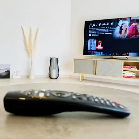 Apartment Like Home, Cozy Apartment, 2 Bedrooms, Netflix, 55
