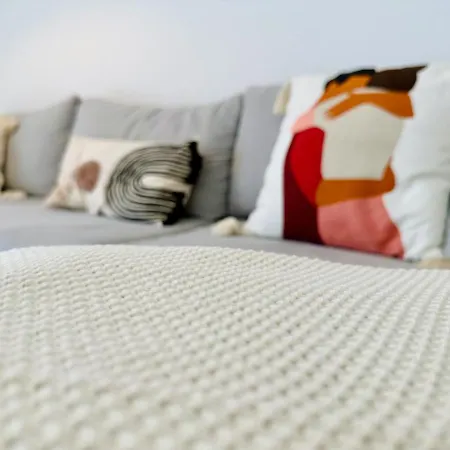 Apartment Like Home, Cozy Apartment, 2 Bedrooms, Netflix, 55