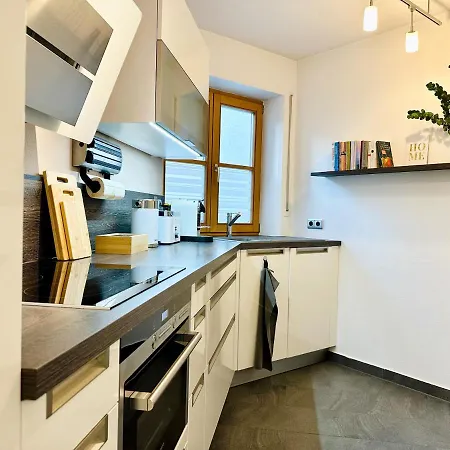 Apartment Like Home, Cozy Apartment, 2 Bedrooms, Netflix, 55