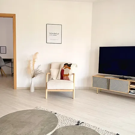 Apartment Alpenbasis Penzberg, 2-schlafzimmer, Work & Travel, Netflix, Parkplatz